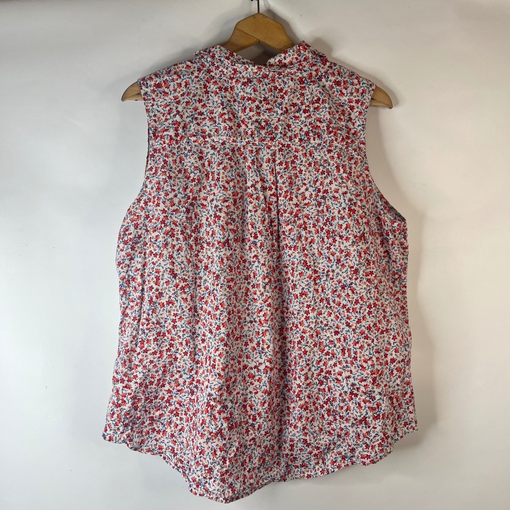 St. John's Bay Sleeveless Shirt Women 1X Red White Blue Floral Button Up Cotton - Picture 8 of 8